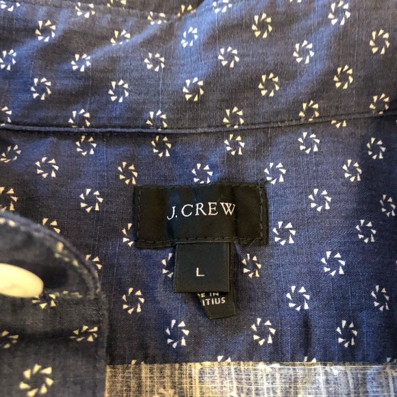 Men’s J crew quarter button casual dress shirt - Picture 3 of 6